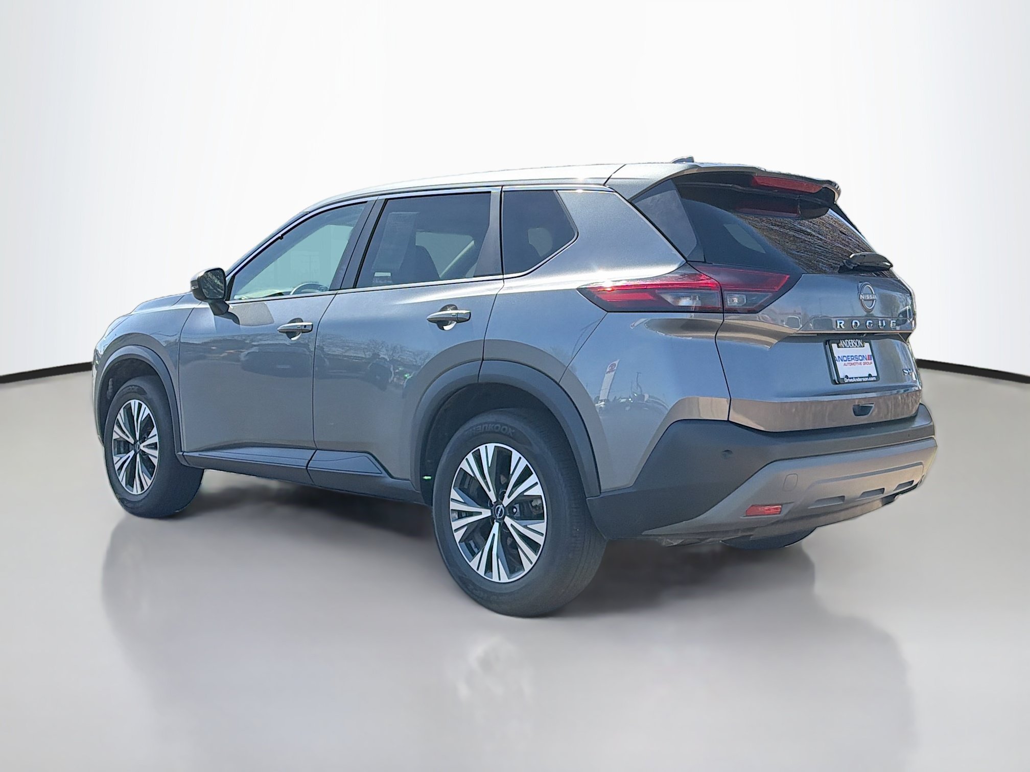Used 2022 Nissan Rogue SV FWD image 13