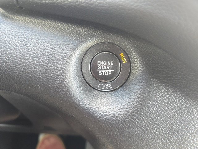 Used 2019 Jeep Cherokee High Altitude AWD/4WD image 17
