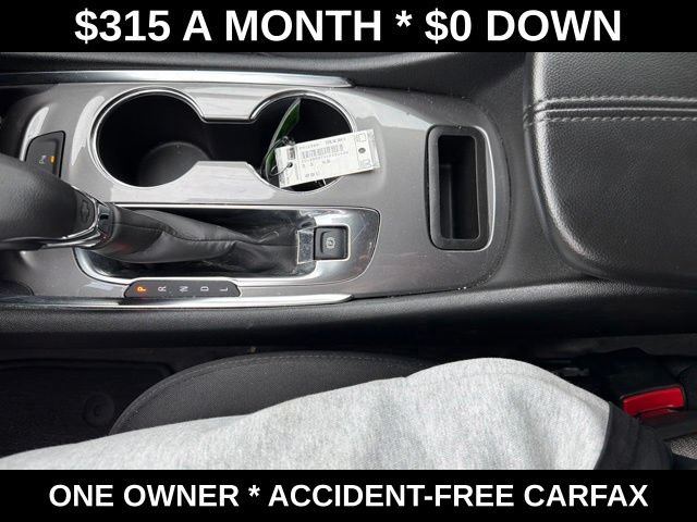 Used 2025 Chevrolet Malibu LT FWD image 24