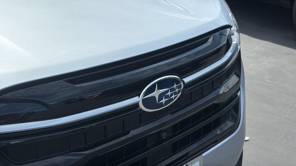 Certified 2025 Subaru Forester Touring AWD/4WD image 9
