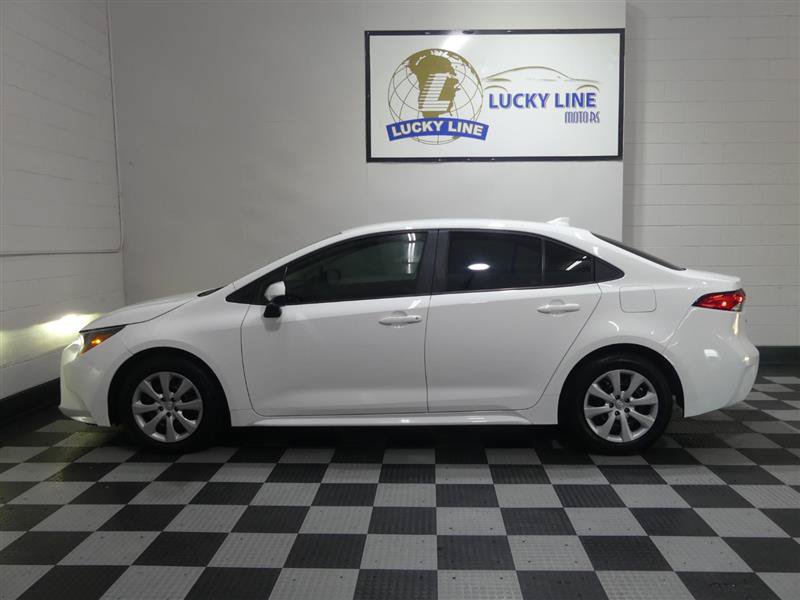 Used 2022 Toyota Corolla LE FWD image 7
