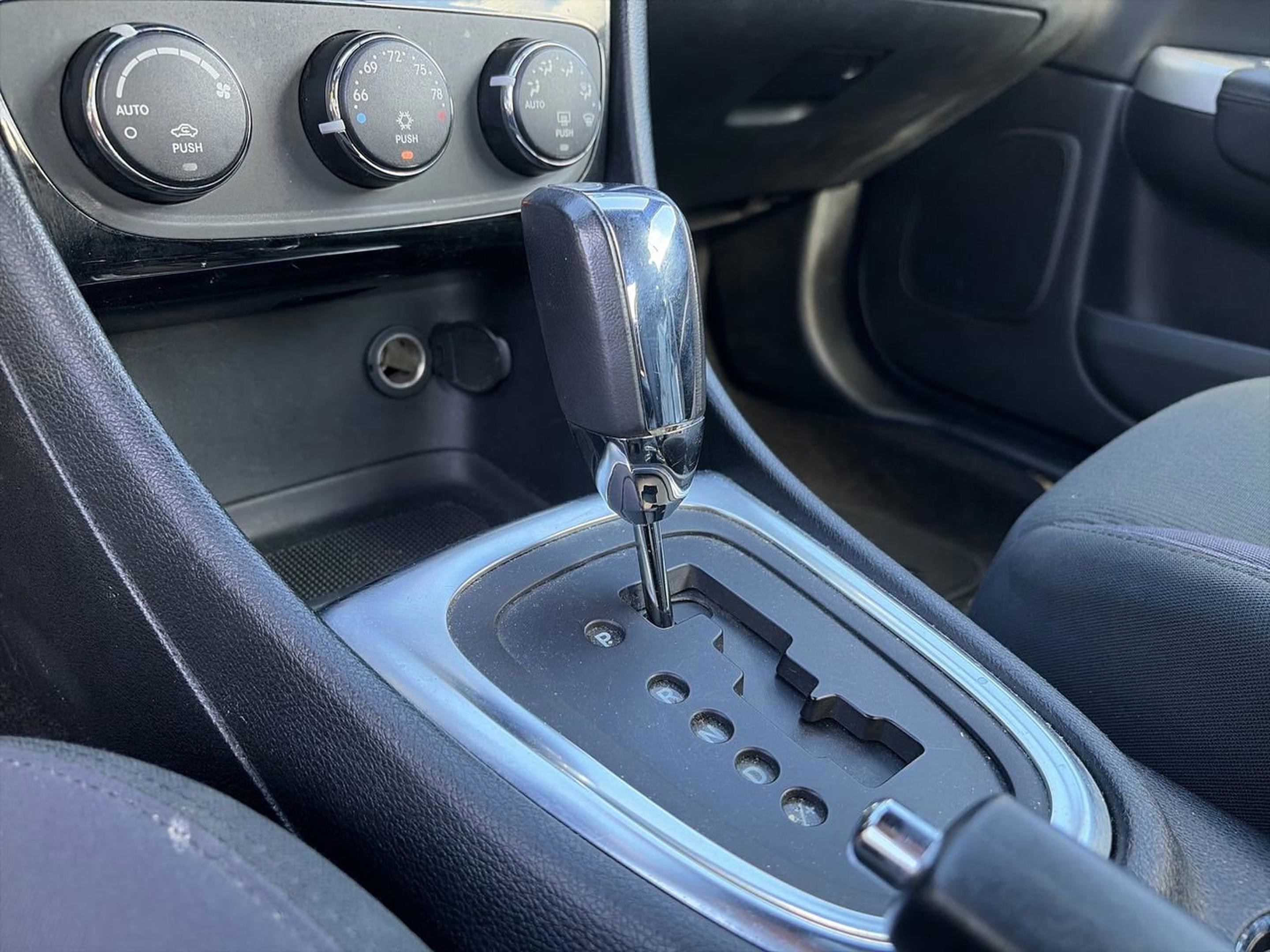 Used 2012 Chrysler 200 Touring image 16