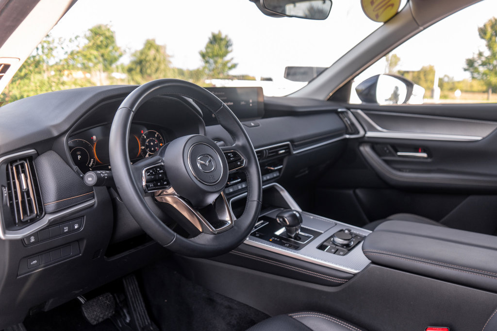 Used 2024 MAZDA CX-90 Plug-In Hybrid w/ Preferred AWD/4WD image 21