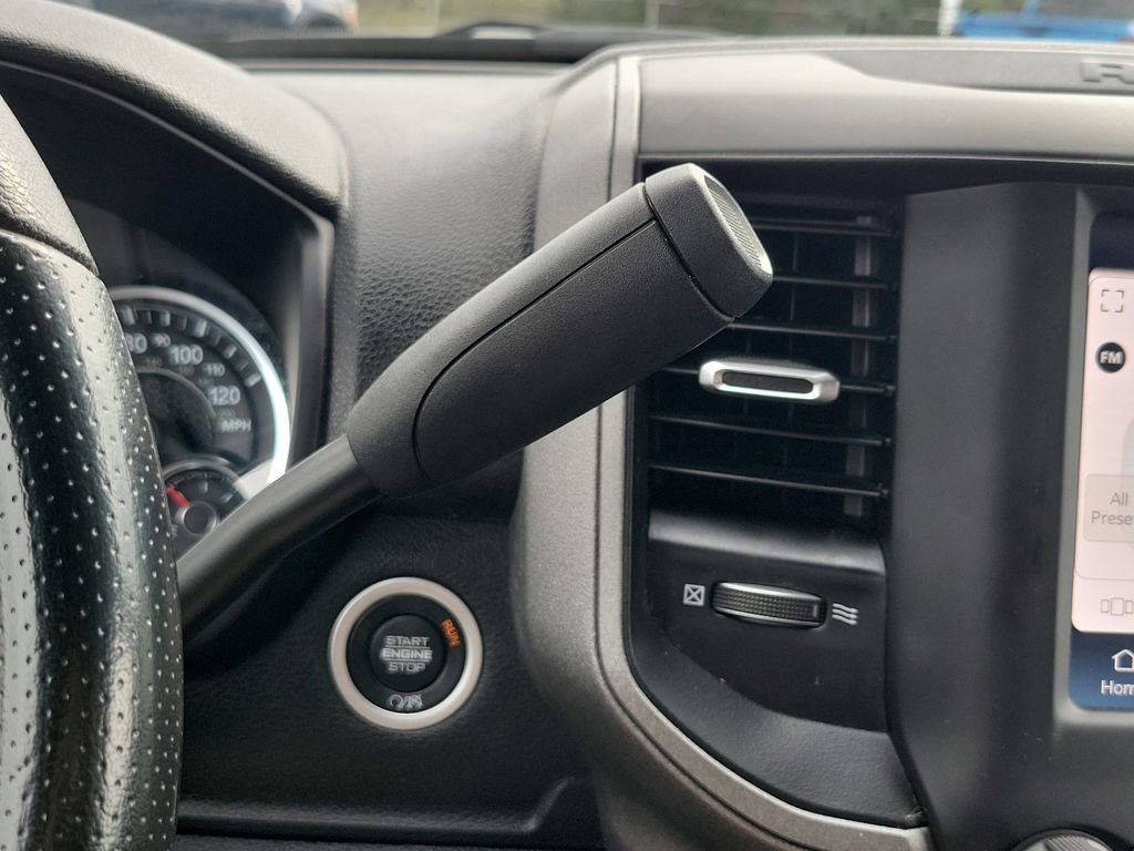 Used 2024 RAM 3500 Tradesman w/ Chrome Appearance Group image 24