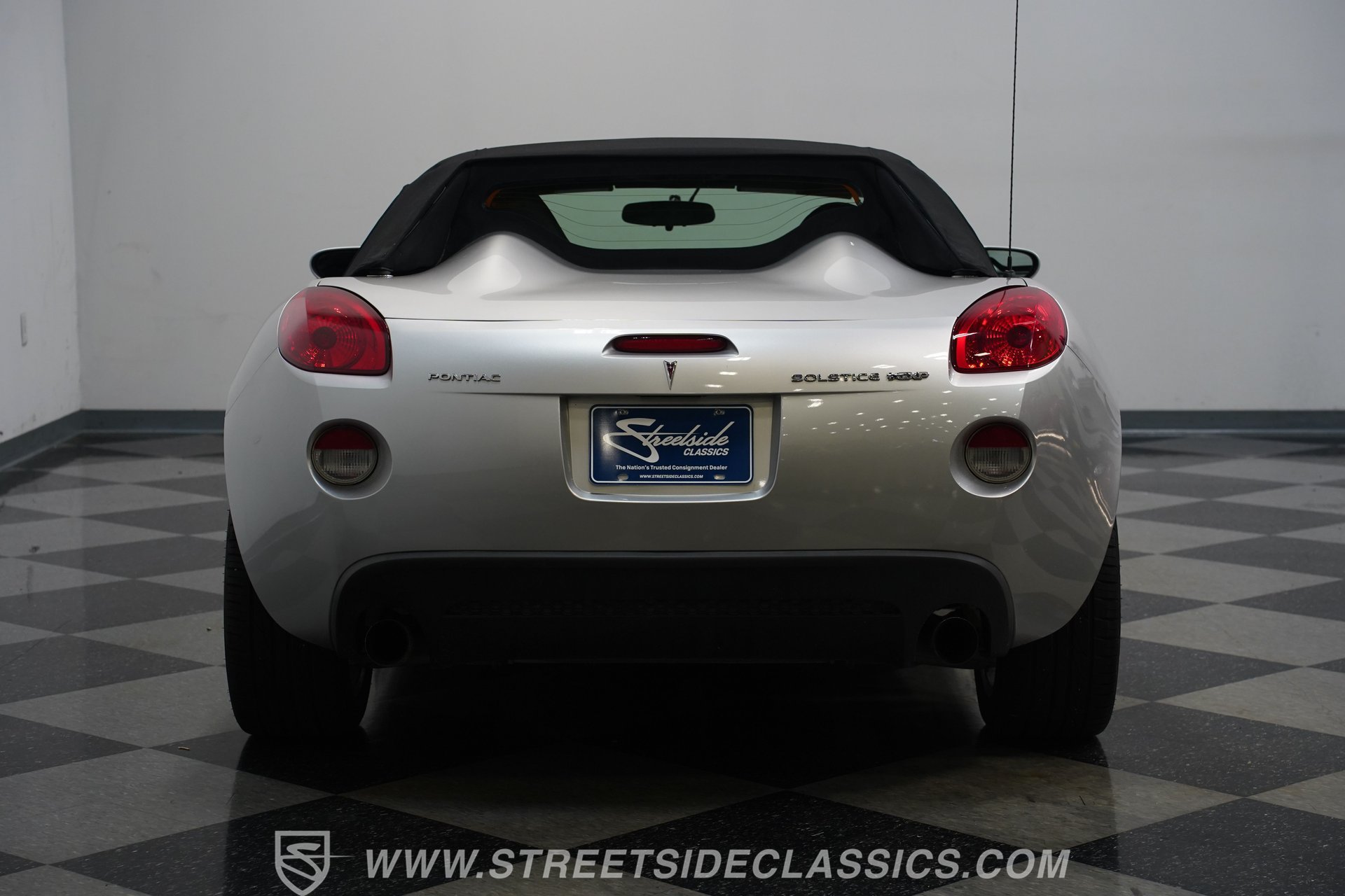 Used 2007 Pontiac Solstice GXP w/ Premium Package RWD image 11