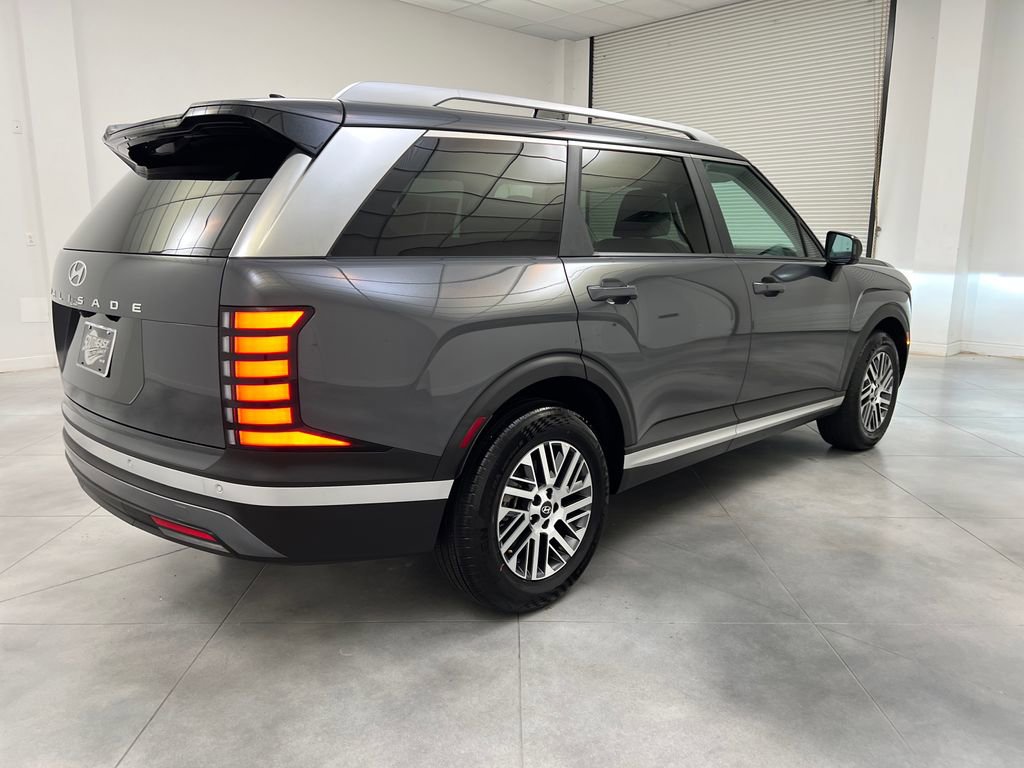 Used 2026 Hyundai Palisade SEL FWD image 7