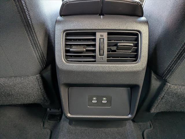 Used 2025 Nissan Rogue SV image 16