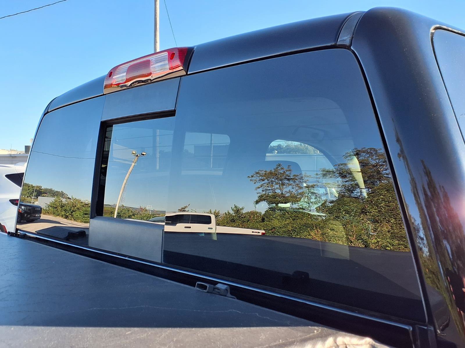 Used 2017 GMC Sierra 1500 SLT AWD/4WD image 31