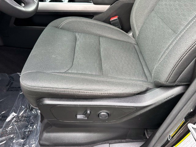 Used 2025 RAM 1500 Big Horn AWD/4WD image 3