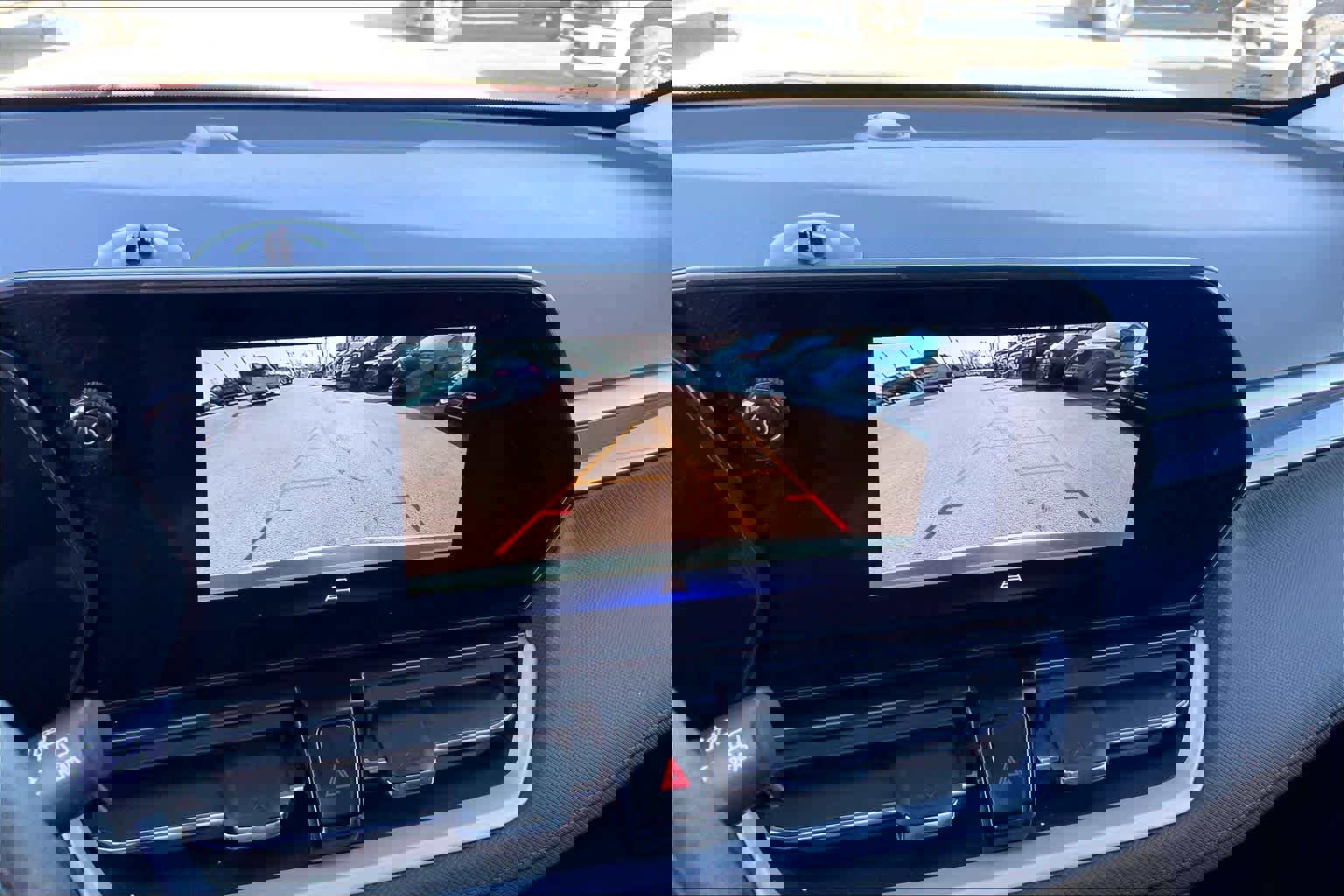 Used 2024 Chevrolet TrailBlazer LT w/ Driver Confidence Package image 23