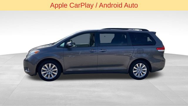 Used 2014 Toyota Sienna Limited w/ Limited Premium Package image 5