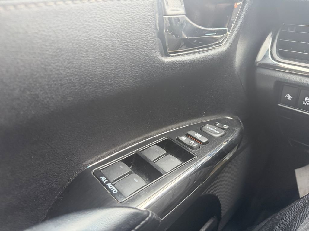 Used 2018 Toyota Avalon XLE w/ Carpet Mat Package image 26