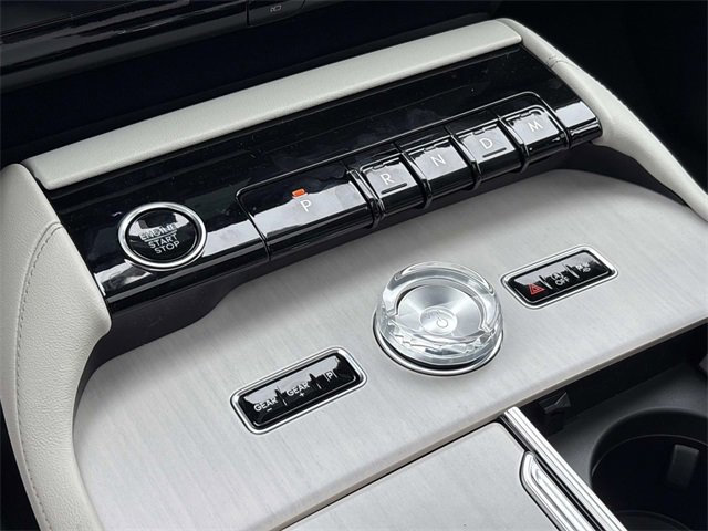 New 2025 Lincoln Navigator L Reserve image 31