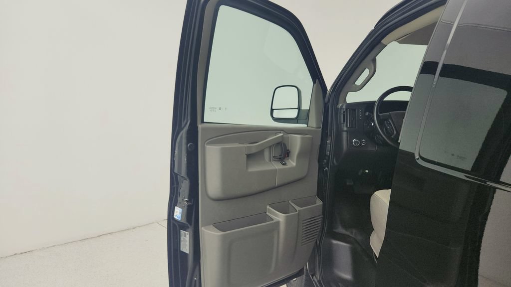 Used 2021 Chevrolet Express 2500 w/ Driver Convenience Package RWD image 20