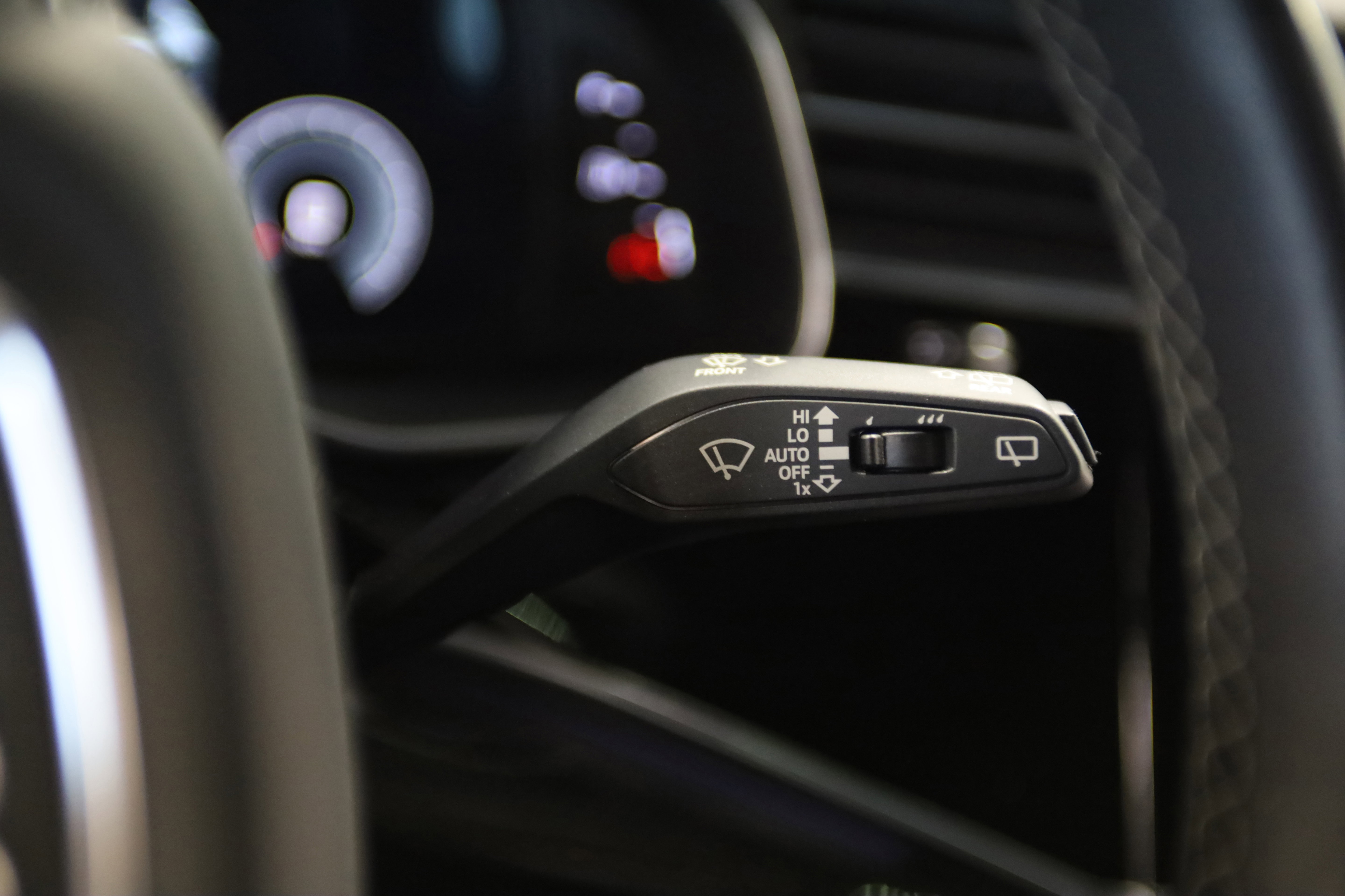 Used 2022 Audi SQ8 Premium Plus image 24