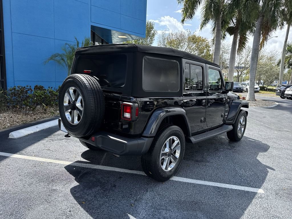 Used 2019 Jeep Wrangler Unlimited Sahara AWD/4WD image 3