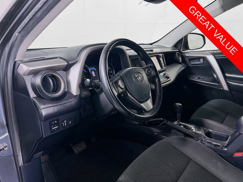 Used 2017 Toyota RAV4 XLE w/ Convenience Package image 9