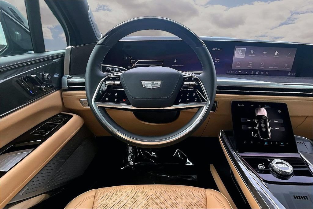 Certified 2026 Cadillac Escalade IQ Luxury 2 AWD/4WD image 8