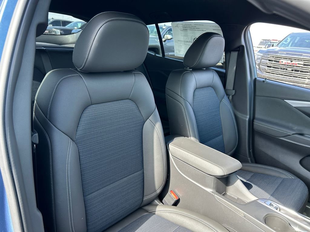 New 2026 Buick Envista Sport Touring FWD image 35