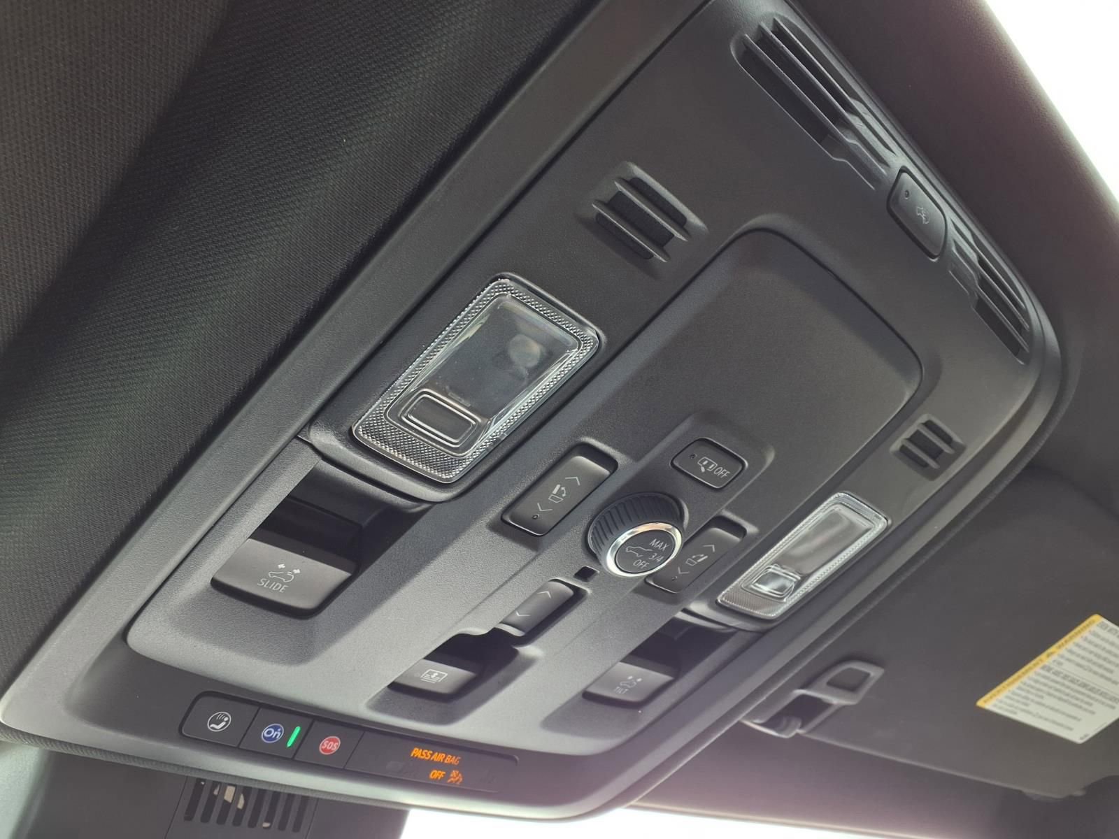 Used 2025 GMC Yukon XL Denali Ultimate image 25