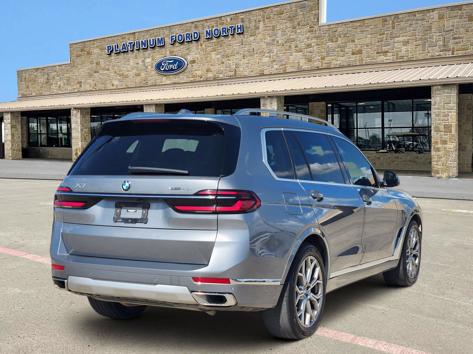 Used 2023 BMW X7 xDrive40i AWD/4WD image 5