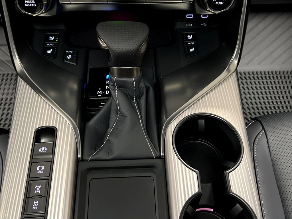 New 2026 Lexus LX 600 F Sport AWD/4WD image 31