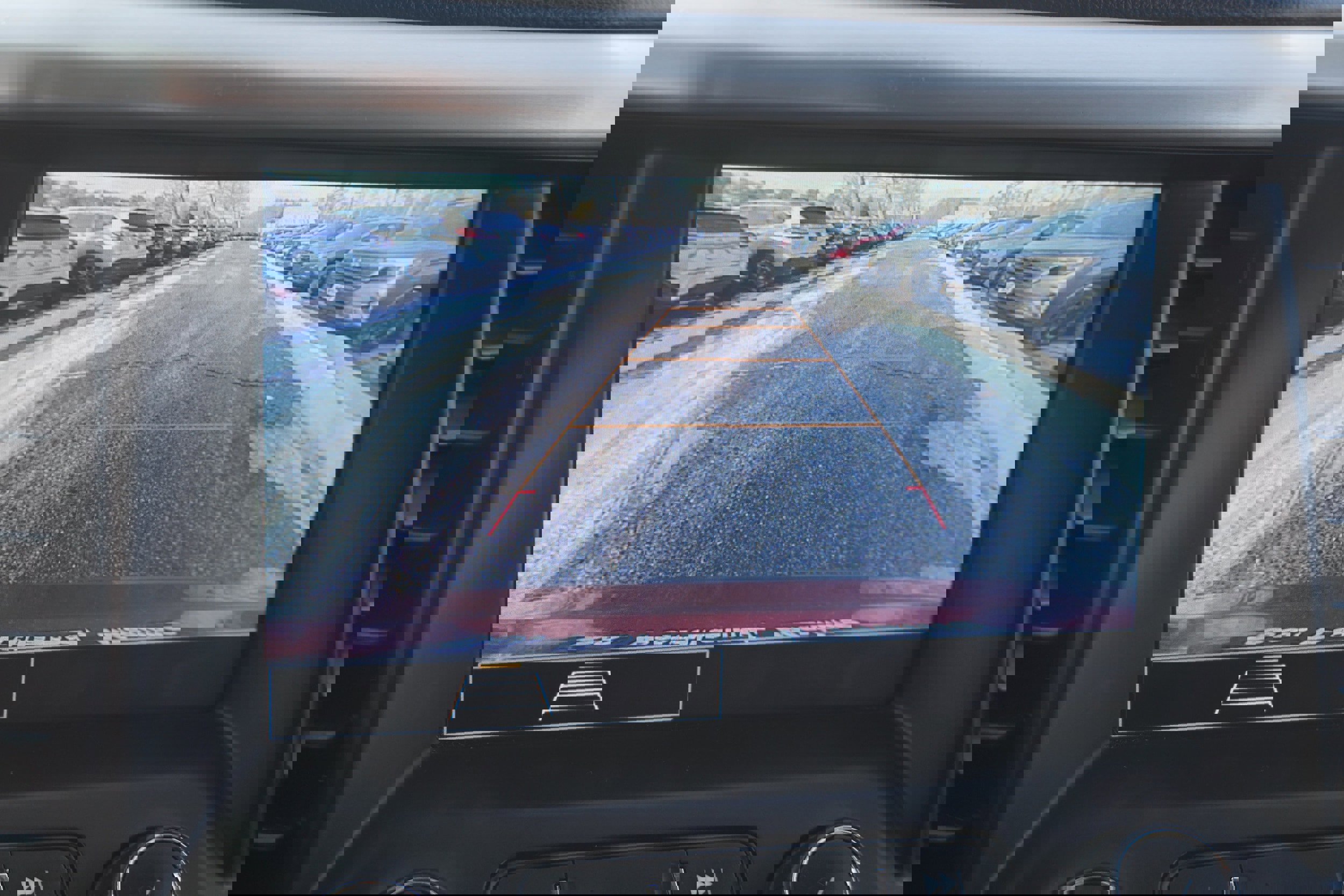 Used 2021 GMC Acadia SLE w/ Driver Convenience Package image 23