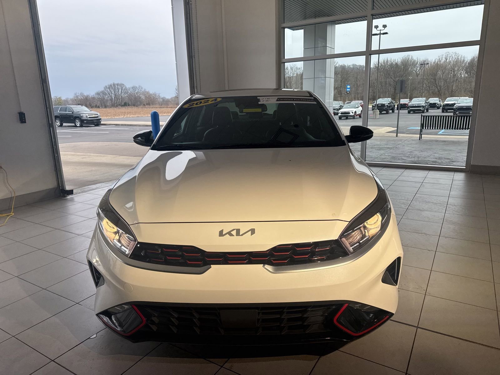 Used 2024 Kia Forte GT-Line w/ GT-Line Premium Package image 2