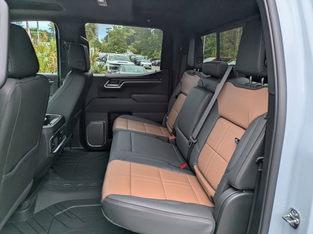 New 2026 Chevrolet Silverado 1500 High Country AWD/4WD image 15