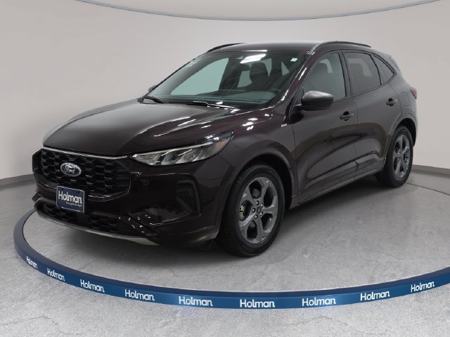 Used 2023 Ford Escape ST-Line w/ Tech Pack #1 FWD image 1