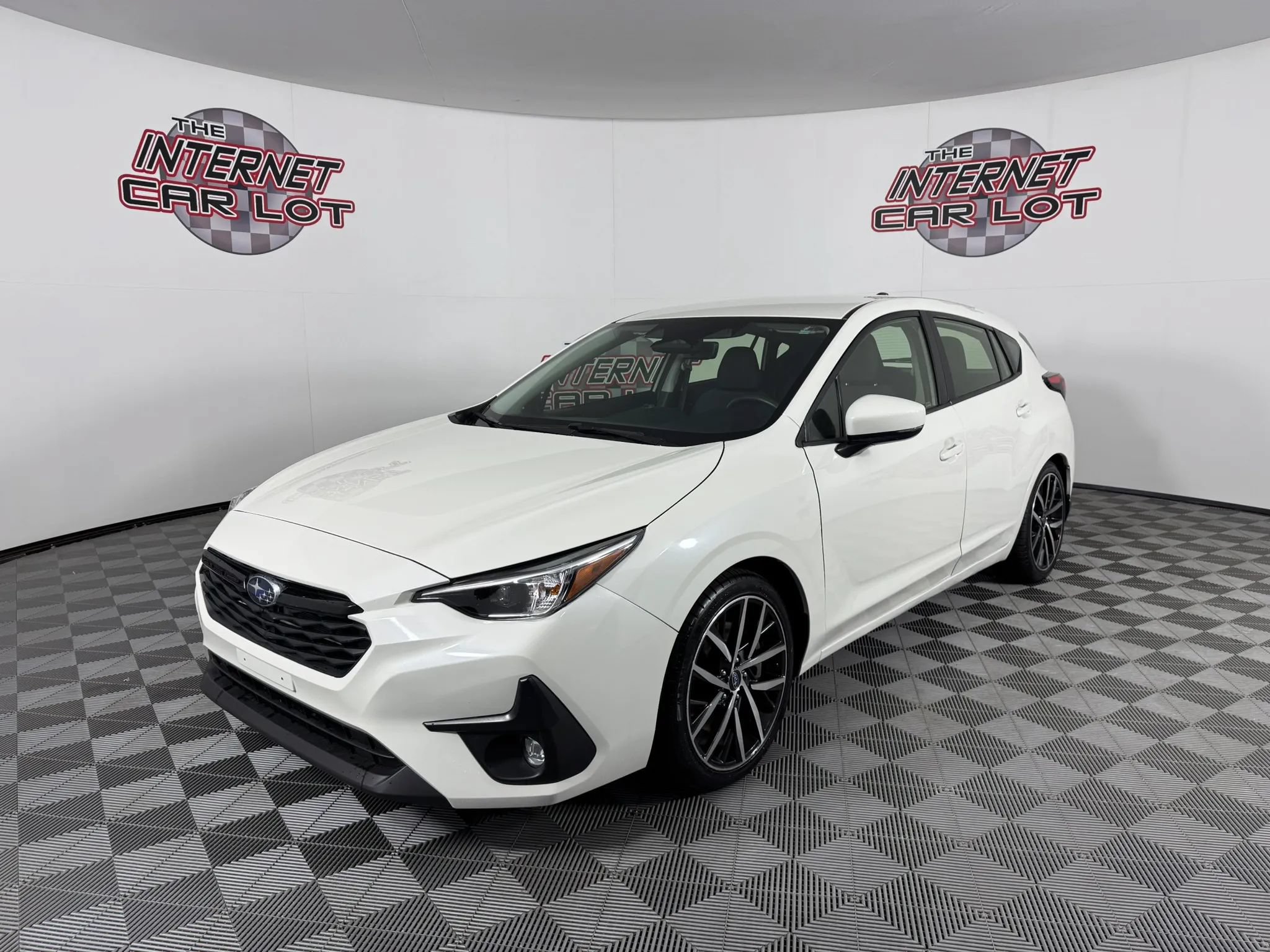 Used 2024 Subaru Impreza 2.0i Sport AWD/4WD image 3