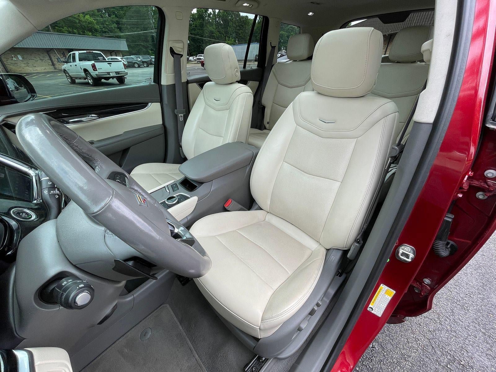 Used 2021 Cadillac XT6 Premium Luxury FWD image 10