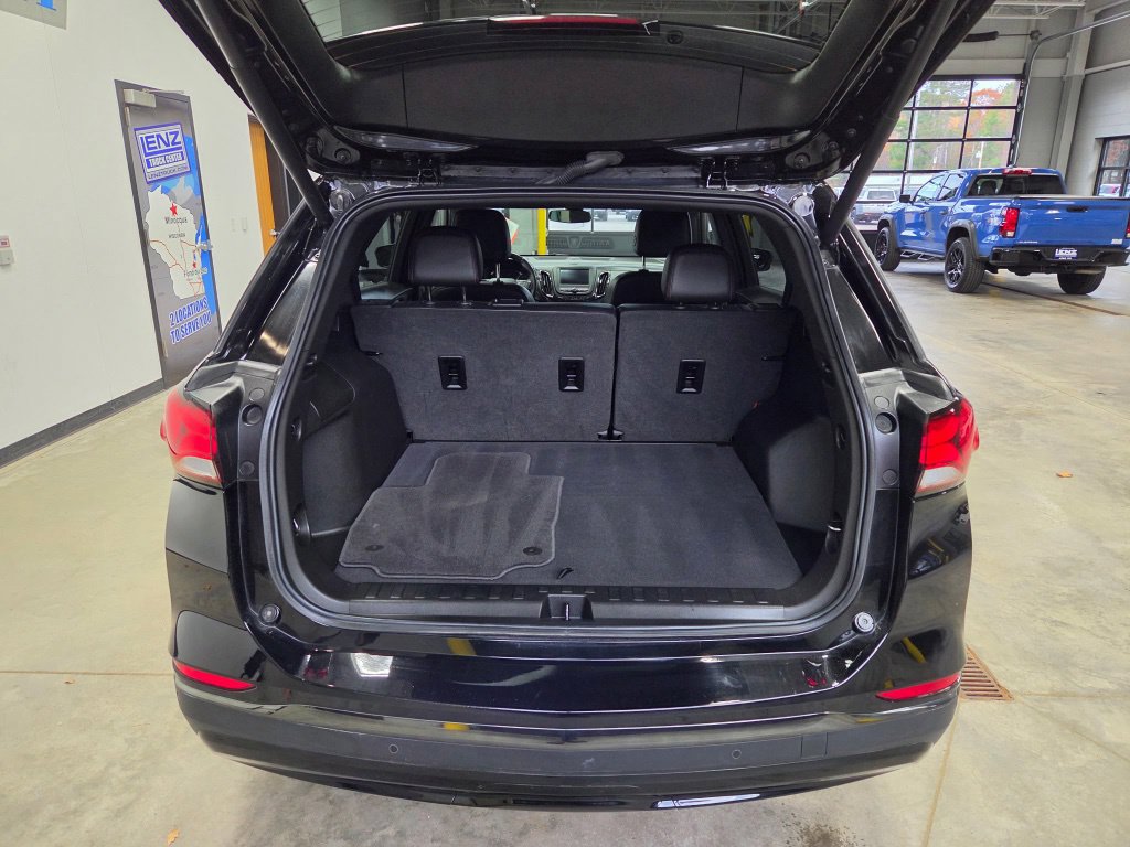 Used 2022 Chevrolet Equinox RS AWD/4WD image 9