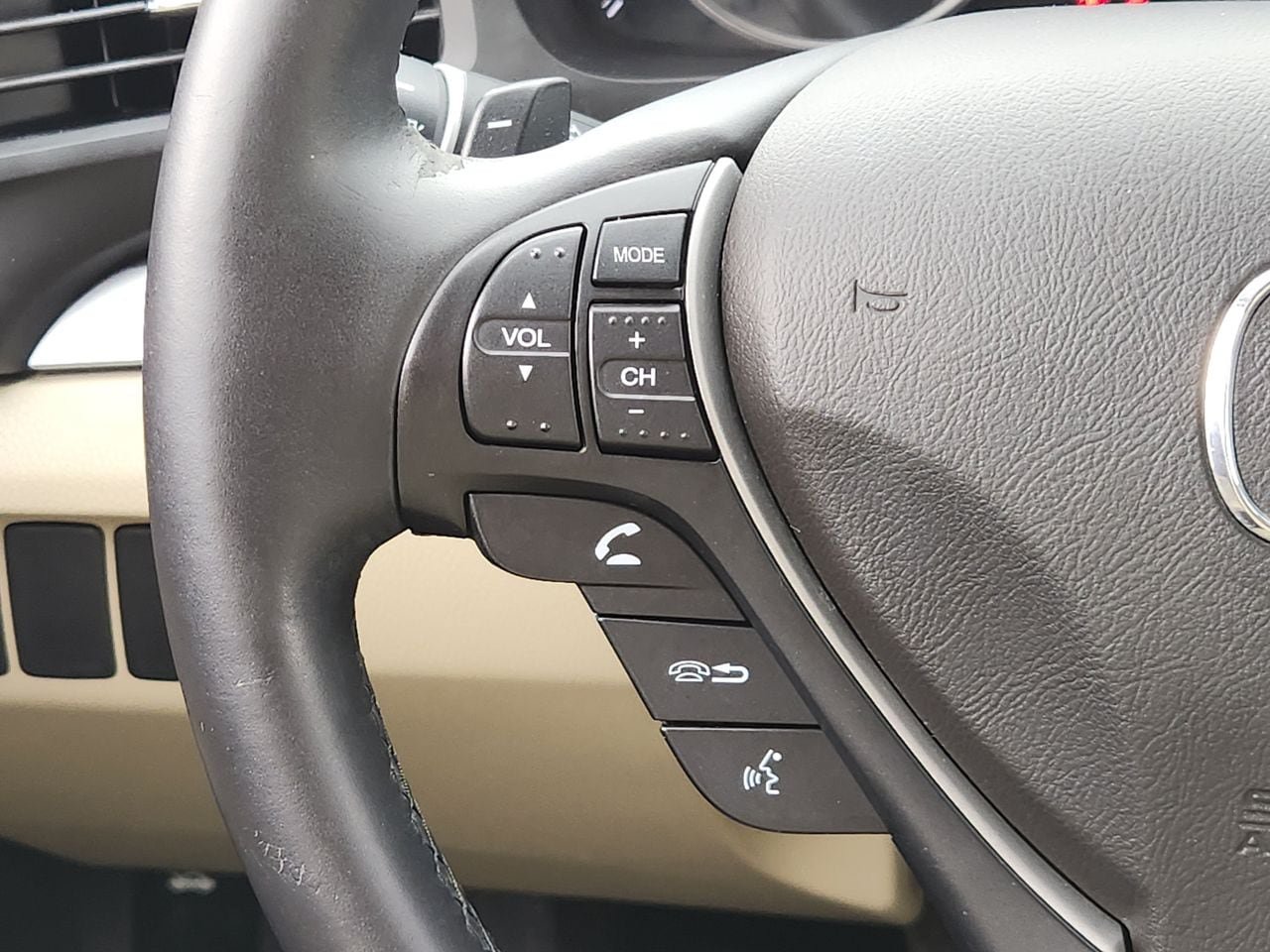 Used 2016 Acura ILX w/ Technology Plus Package FWD image 27