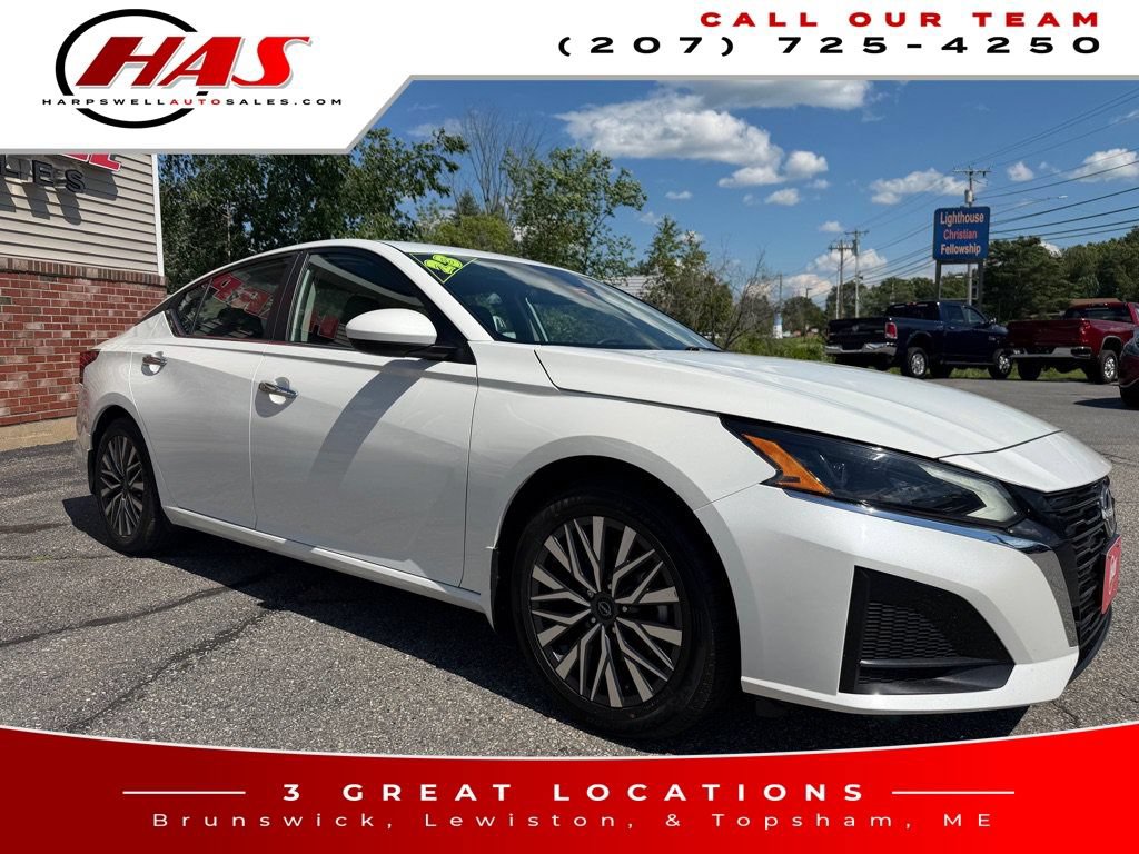 Used 2023 Nissan Altima 2.5 SV FWD image 8