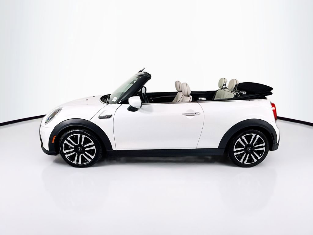 Used 2023 MINI Cooper S w/ Signature Upholstery Package FWD image 16