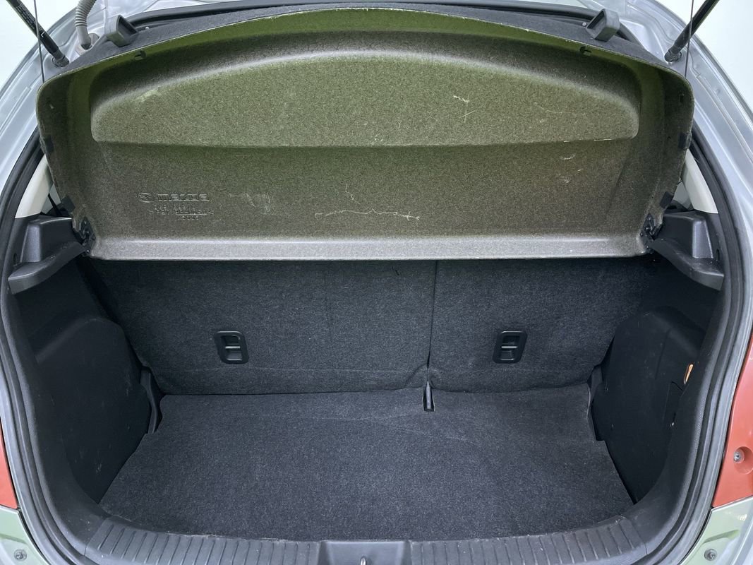 Used 2012 MAZDA MAZDA2 Sport image 25