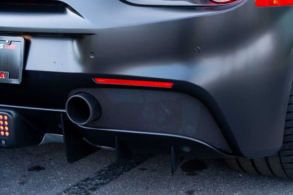Used 2018 Ferrari 488 Spider RWD image 14
