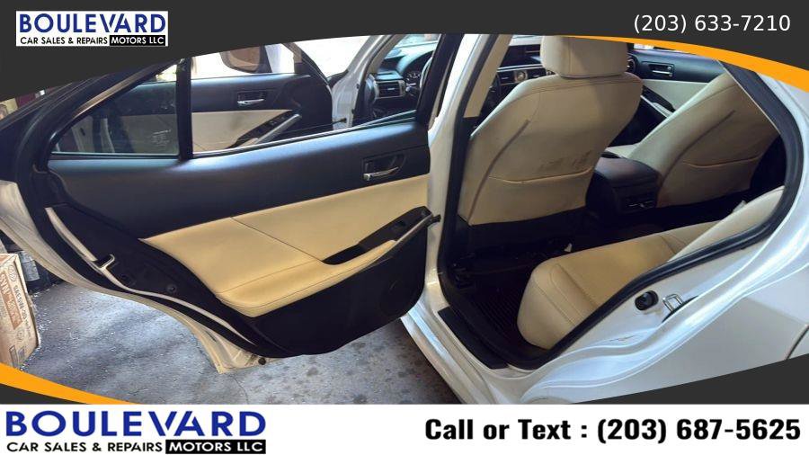 Used 2016 Lexus IS 300 AWD w/ Navigation System Package image 28