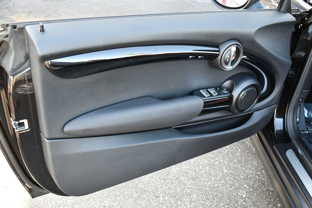 Used 2018 MINI Cooper S image 52