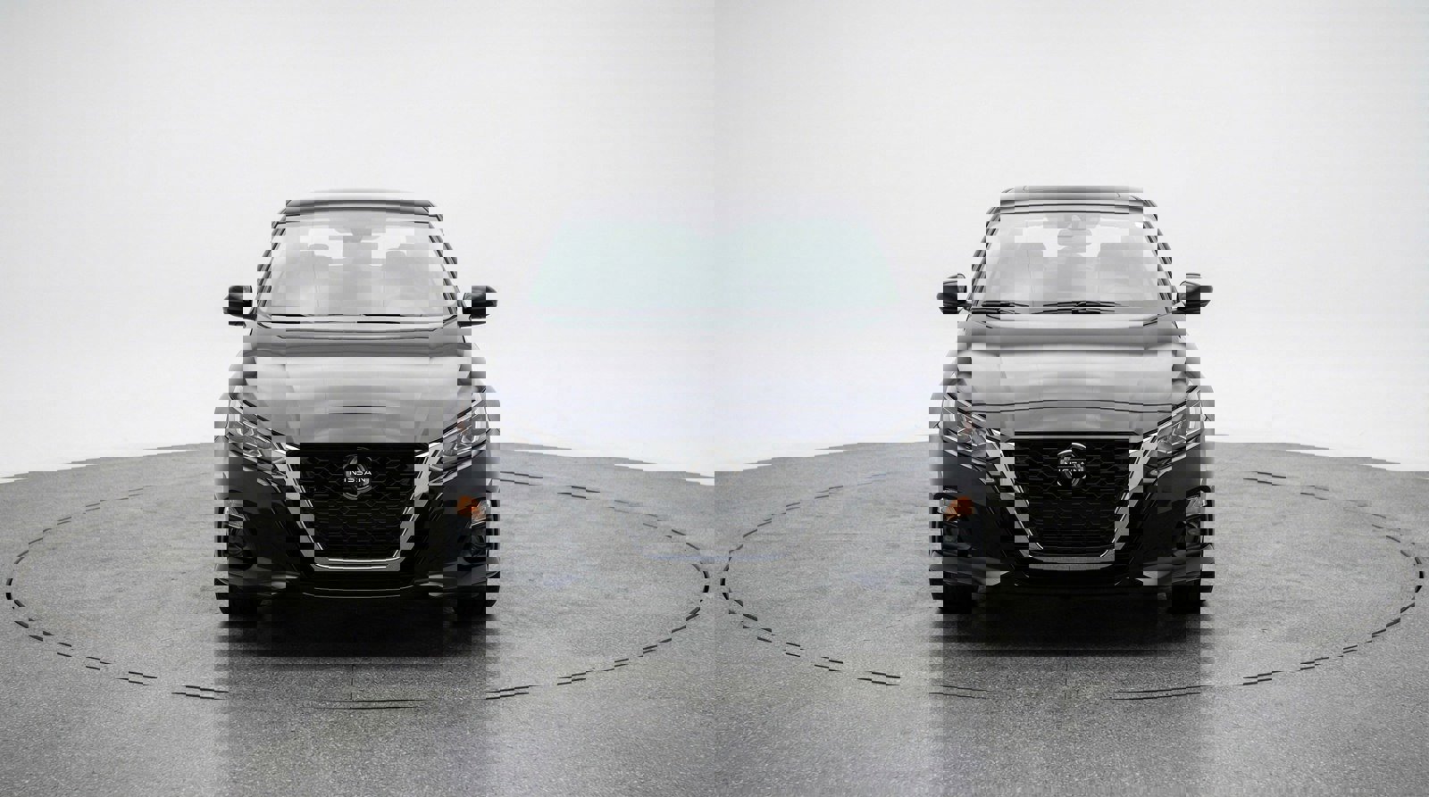 Used 2025 Nissan Altima 2.5 SV image 2