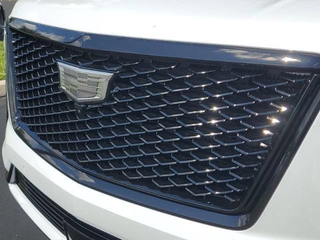 Certified 2026 Cadillac Escalade Platinum Sport w/ LPO, ONYX Package AWD/4WD image 9