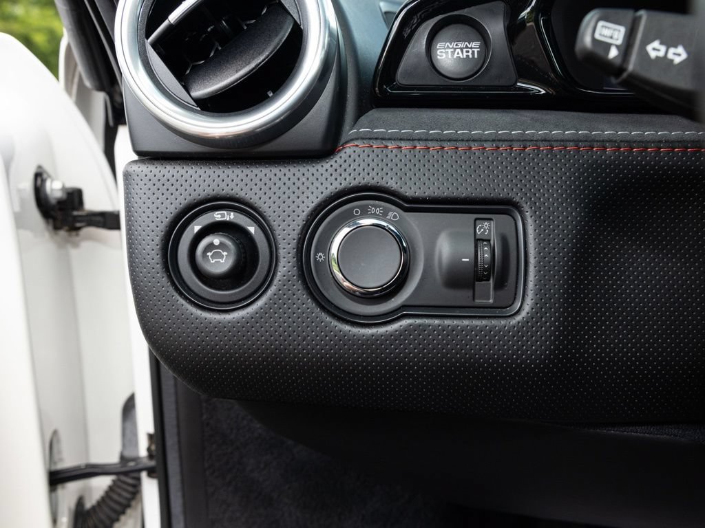 Used 2021 Lotus Evora RWD image 28