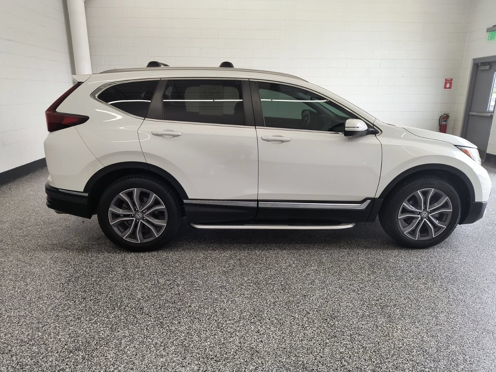 Used 2020 Honda CR-V Touring image 6