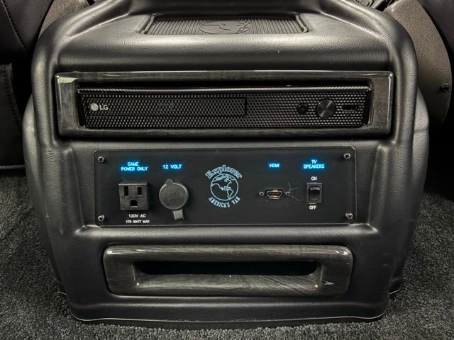 Used 2024 Chevrolet Express 2500 w/ Driver Convenience Package image 43