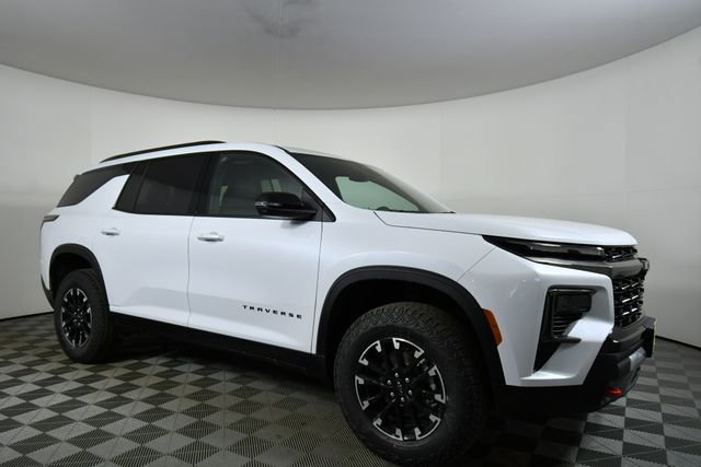 New 2026 Chevrolet Traverse Z71 w/ LPO, Floor Liner Package image 9