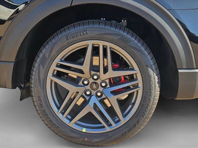 New 2026 Ford Explorer ST-Line w/ ST-Line Street Pack image 10
