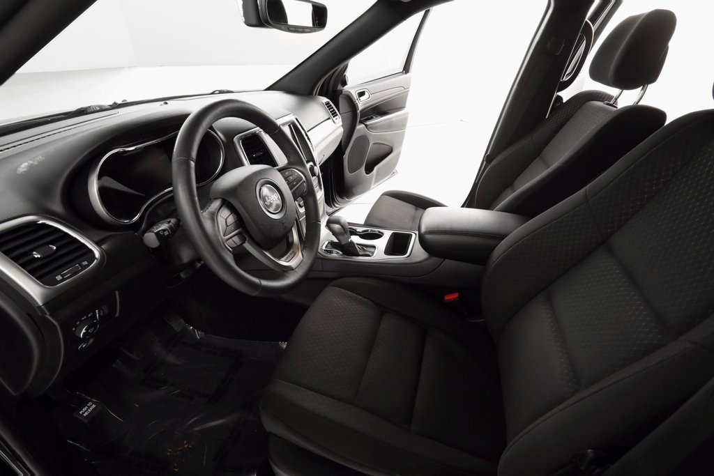 Used 2018 Jeep Grand Cherokee Laredo image 20