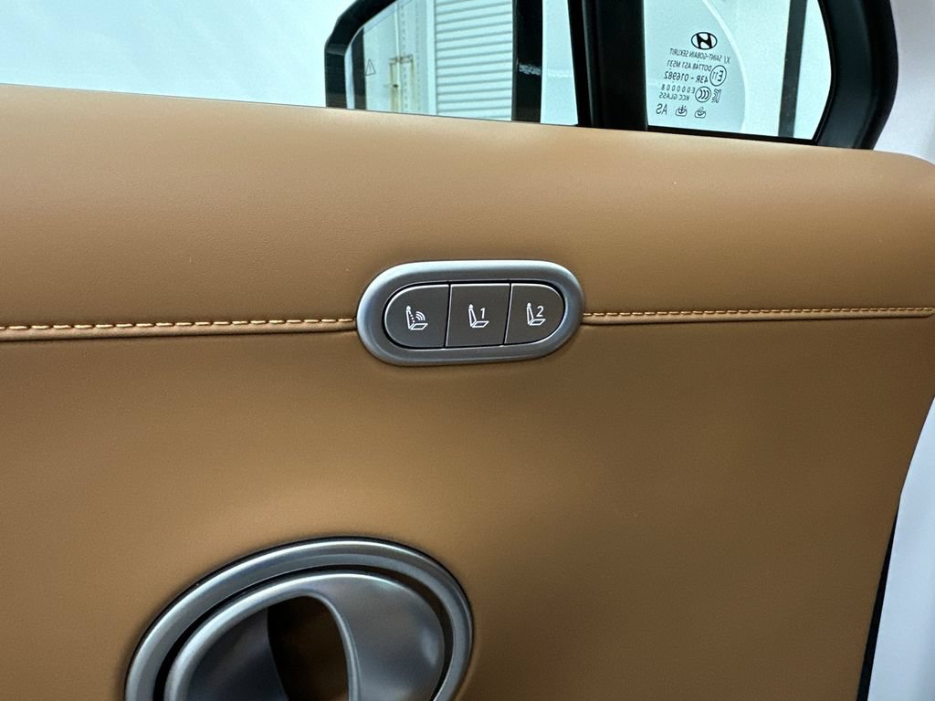 Used 2026 Hyundai Palisade Calligraphy FWD image 12
