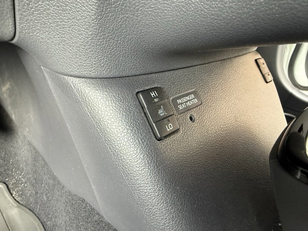 Used 2017 Toyota Prius Four image 20